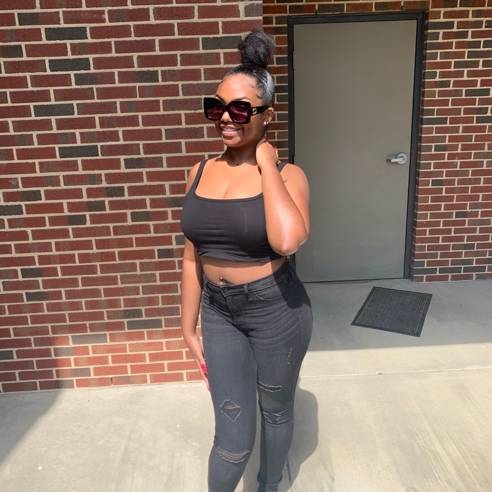 Meet your Posher, Jada